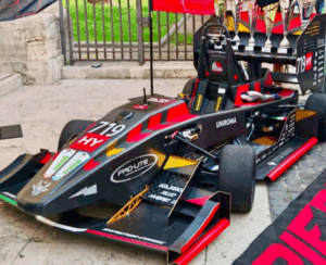 Prototipo auto elettrica